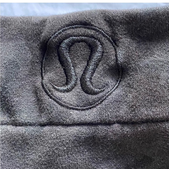 Lululemo scuba hoodie - Picture 3 of 3